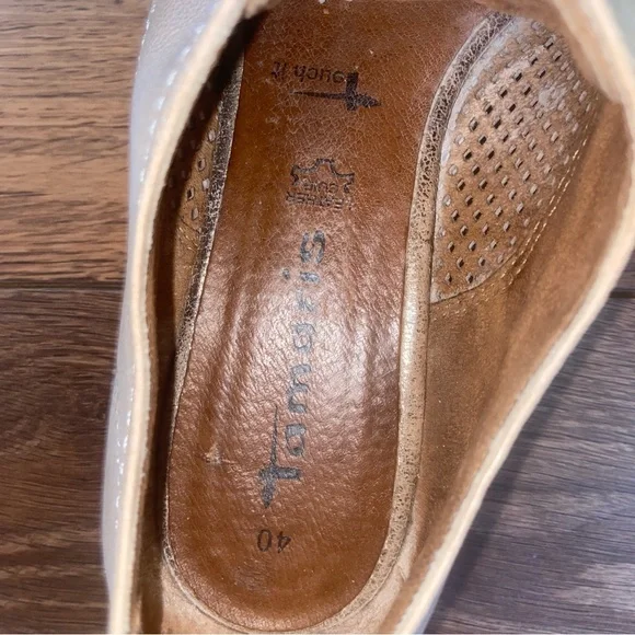 Elegant Beige Lace-Up Oxfords for Men - Picture 4 of 4